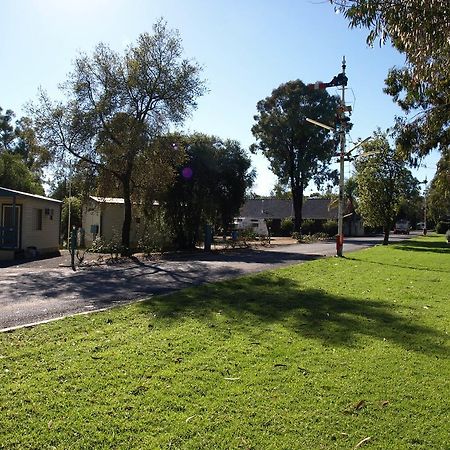 Cowra Holiday Park Exterior foto
