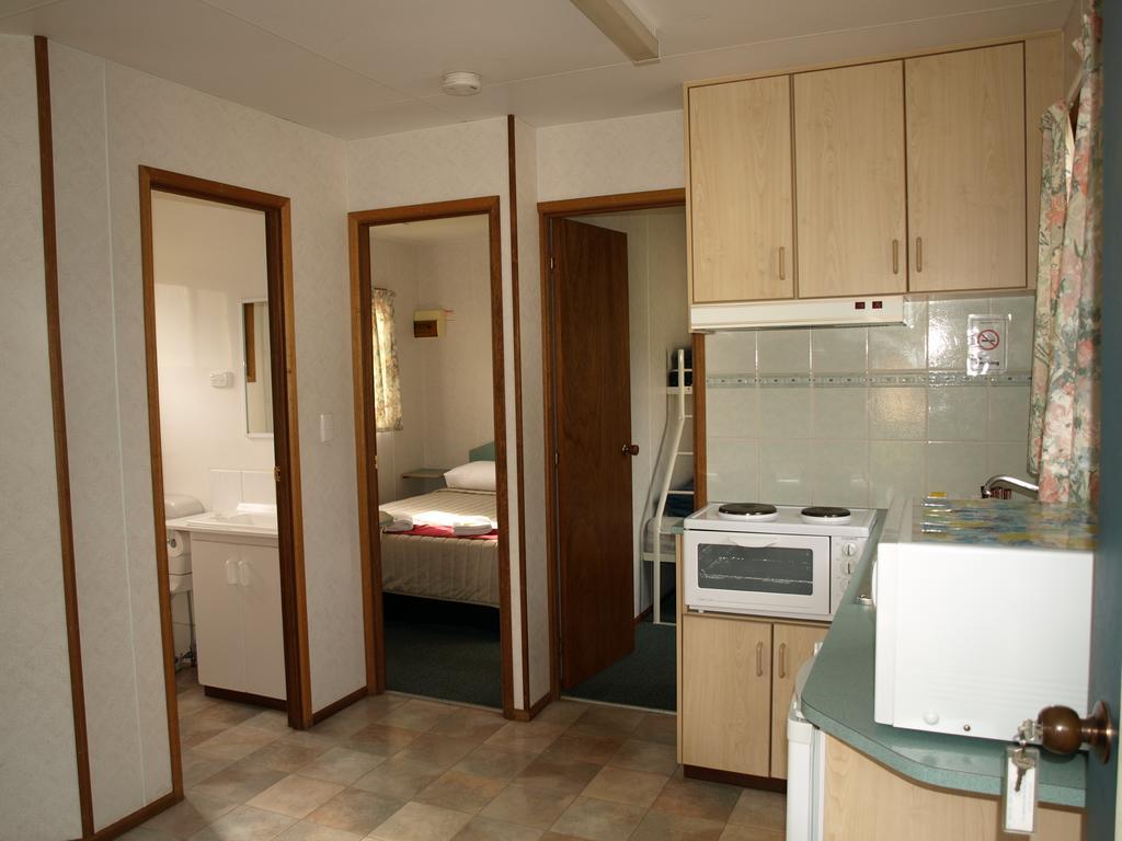 Cowra Holiday Park Quarto foto