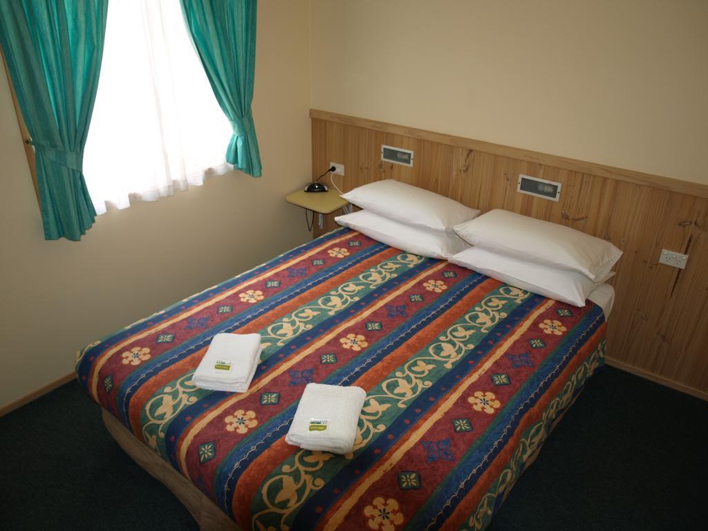 Cowra Holiday Park Quarto foto